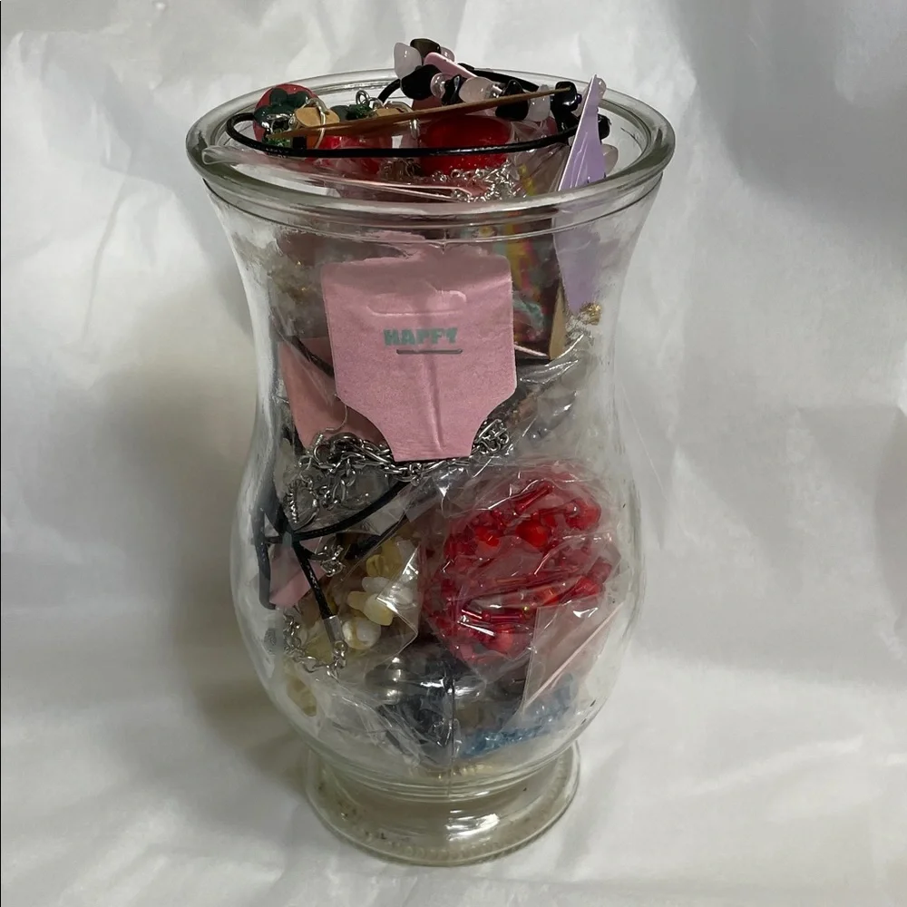 Assorted NWT Jewelry in Glass Vase - Picture 4 of 14
